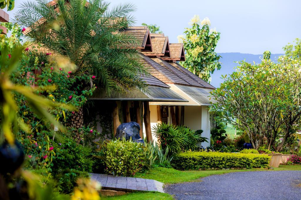 Phukumhom Khao Yai Hotel Wangkata Exterior foto