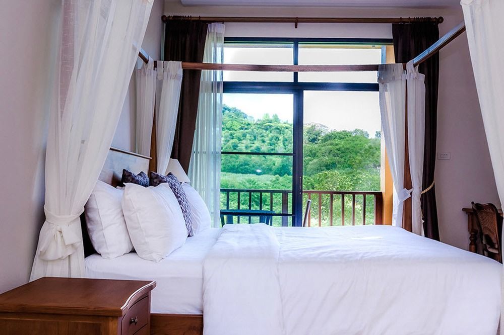 Phukumhom Khao Yai Hotel Wangkata Exterior foto