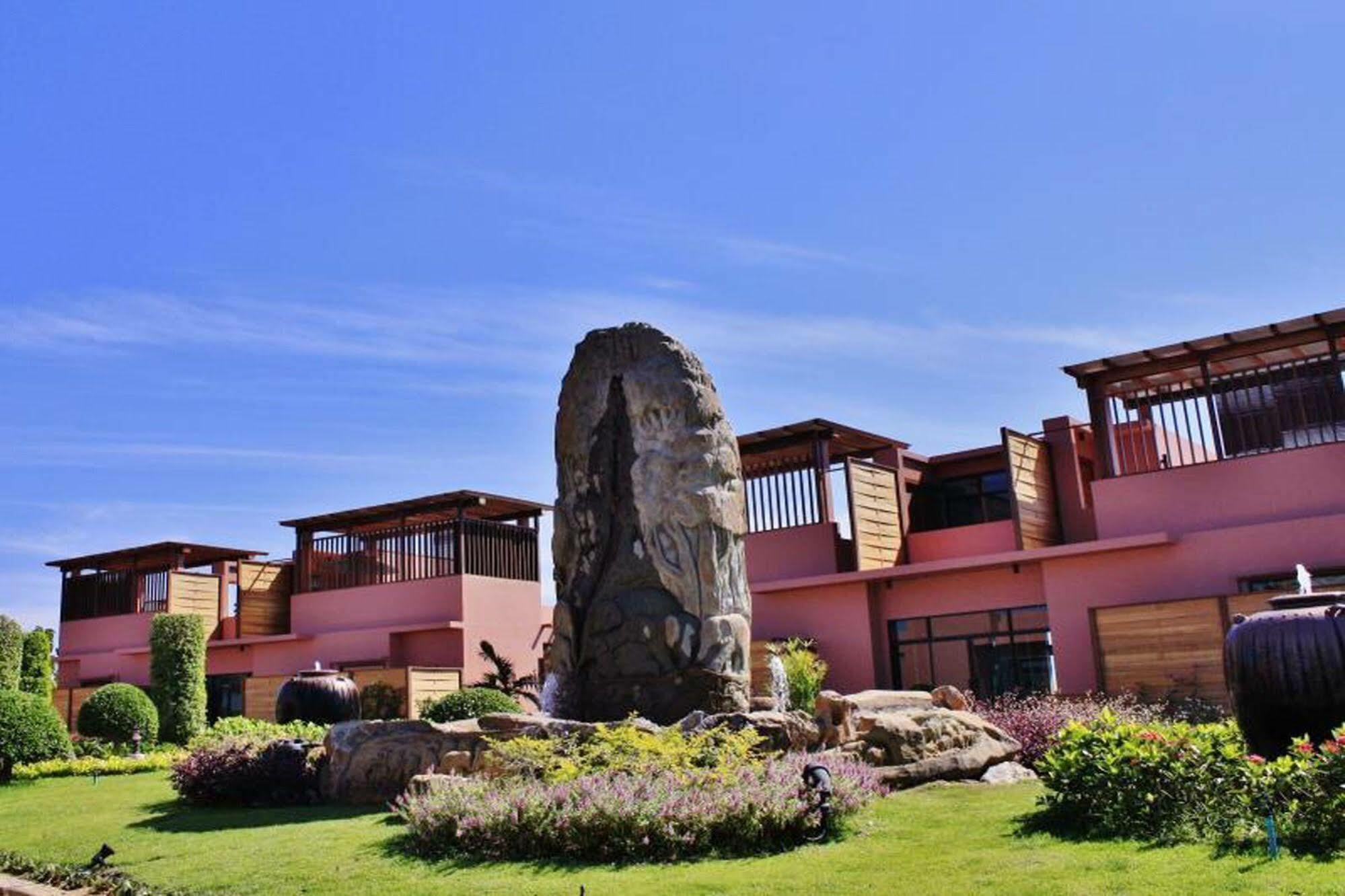 Phukumhom Khao Yai Hotel Wangkata Exterior foto