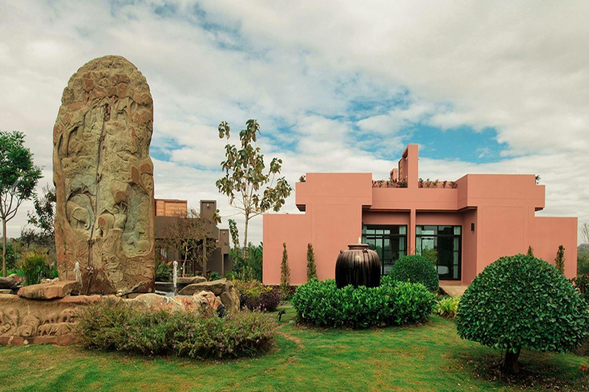 Phukumhom Khao Yai Hotel Wangkata Exterior foto